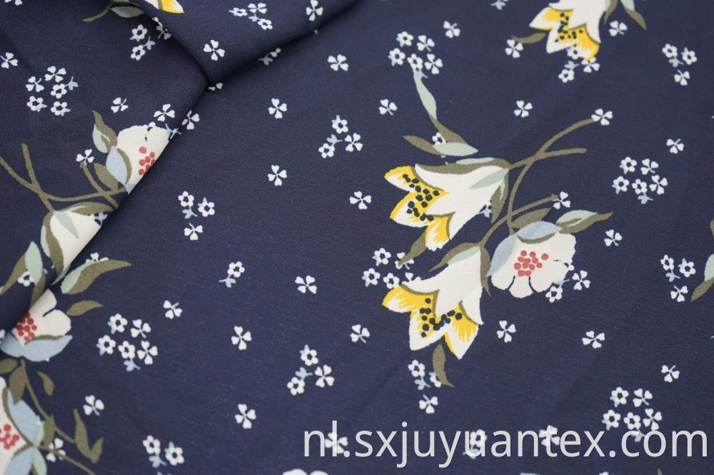 Polyester Lily Print Fabric